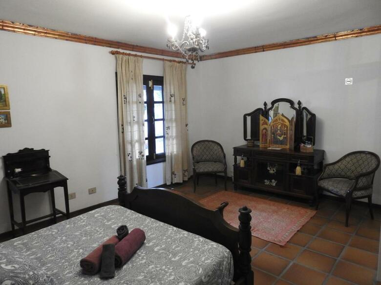 Hostal Habitaciones Do�a Cris