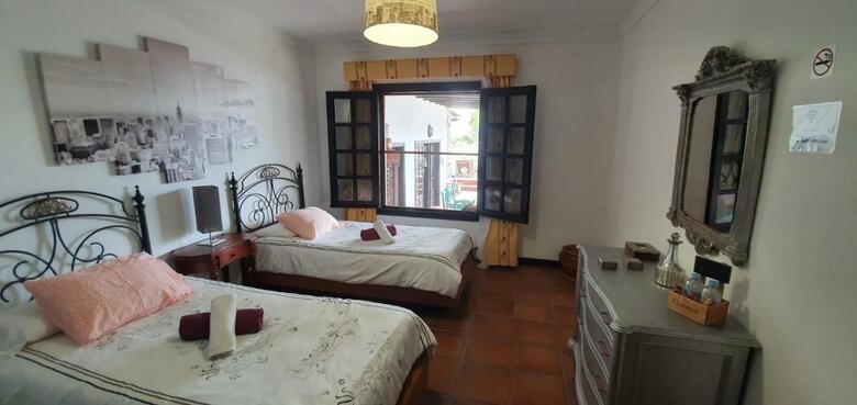Hostal Habitaciones Do�a Cris