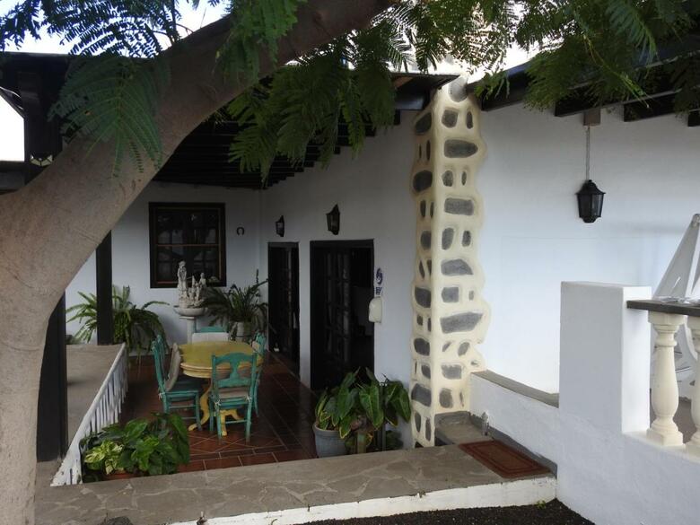 Hostal Habitaciones Do�a Cris