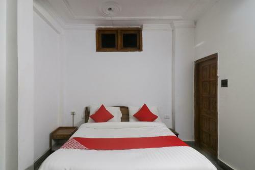 Oyo Flagship 63412 Hotel Mayank Prince Chowk