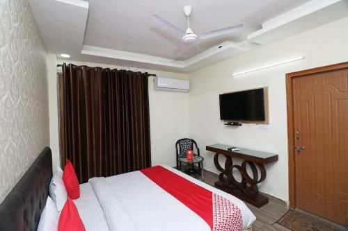 Hotel Oyo 23660 Nath Residency Guest House
