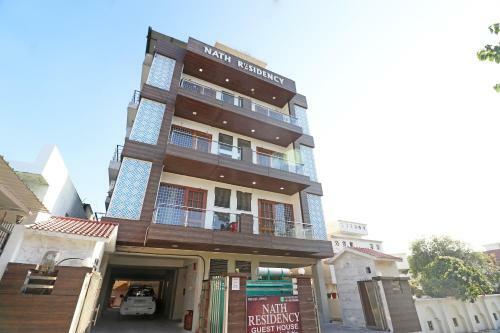 Hotel Oyo 23660 Nath Residency Guest House