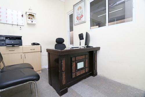 Hotel Oyo 23660 Nath Residency Guest House