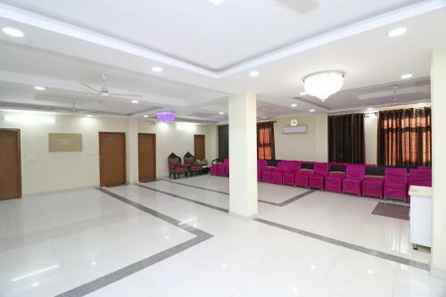 Hotel Oyo 23660 Nath Residency Guest House