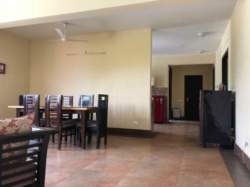 16 A Apartments