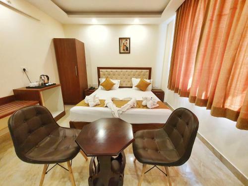 Hotel The Park Residency