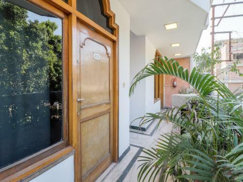 Collection O 83443 Hotel Anmol