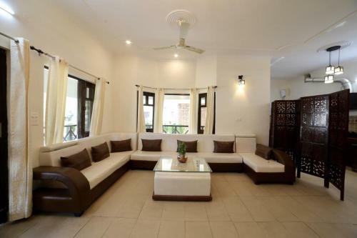 Eko Stay - Hillcrest Villa