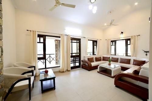 Eko Stay - Hillcrest Villa
