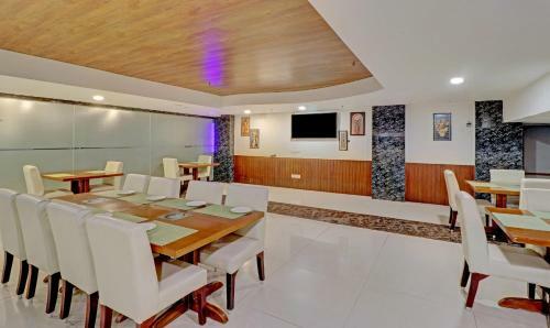 Hotel Treebo Tryst Pearl Avenue