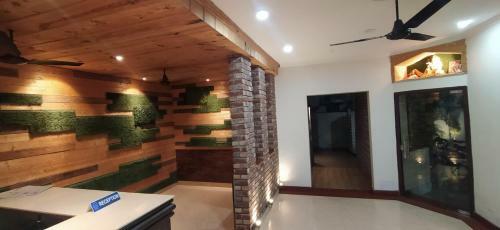 Hotel Samrat