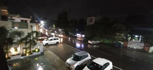 Hotel Samrat