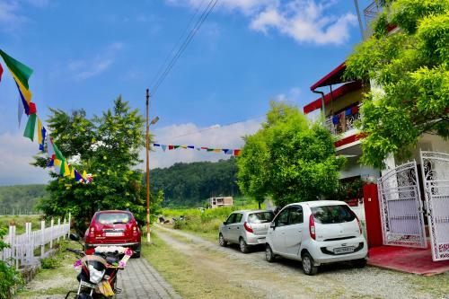 Villa Wanderlust River Stay 4bhk+breakfast+pet Friendly