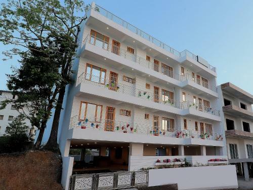 Hostal Oyo 79154 Exotic Stay