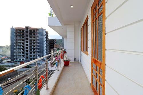 Hostal Oyo 79154 Exotic Stay
