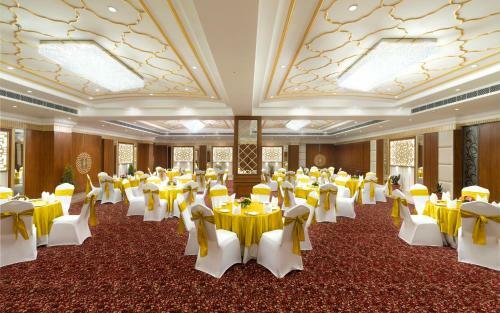 Hotel Cygnett Inn Paras