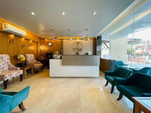 Hotel Grand Legacy Prime Rubystone Express