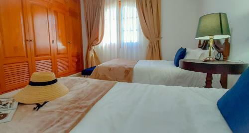 Alizuth Villa