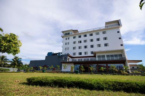 Hotel Pushkara Sarovar Portico