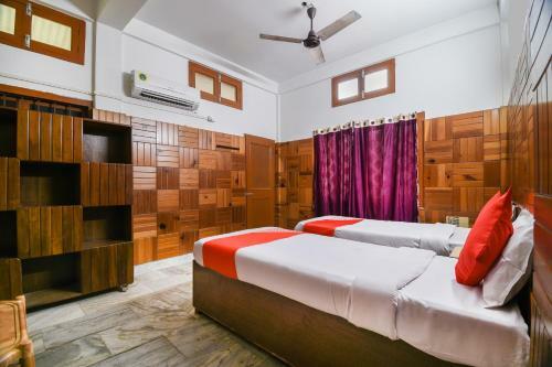 Hotel Oyo Flagship 71272 Sugar Rose Homestay