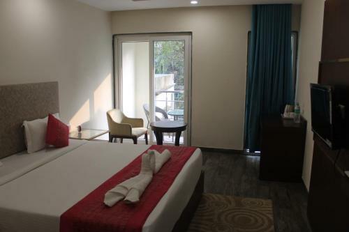 Hotel Sea N Sand