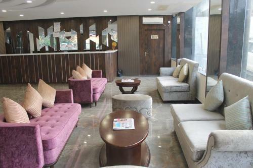 Hotel Sea N Sand