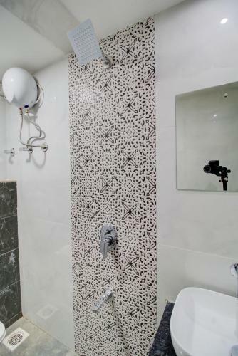 Hotel Samaira Residency