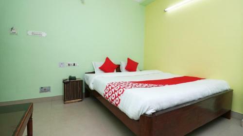 Hotel Staymaker Sadhna Inn