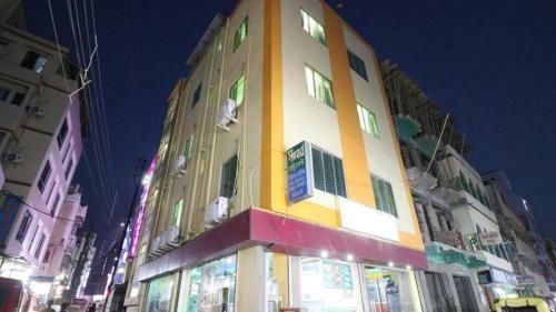 Hotel Staymaker Sadhna Inn