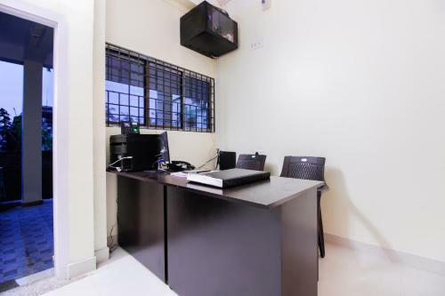 Hotel Vaccinated Staff- Collection O 36138 Aditya Guest House 1