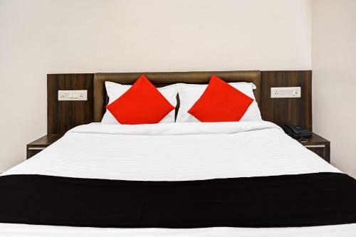Collection O 79926 Hotel Pahuna