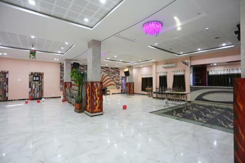 Oyo 23334 Hotel King's Fort