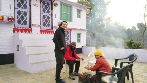 Dwarahat Village Homestay- Pahadi Ghar