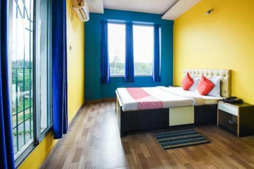 Hotel Staymaker Royal Galaxy