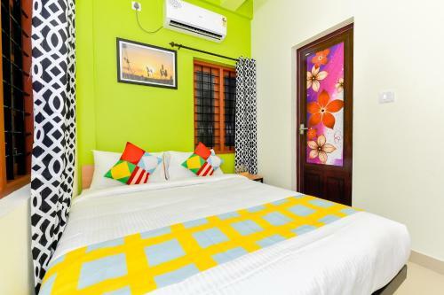 Hostal Vaccinated Staff- Oyo 78059 Sam Apartment