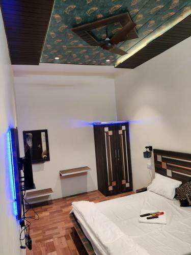 Keshav Hotel