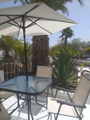 Apartment Duplex -the Sunny Hut - Las Marinas - Swimming Pool - Wifi - AC