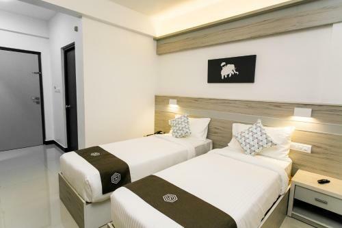 Hotel Sapphire Club Metro