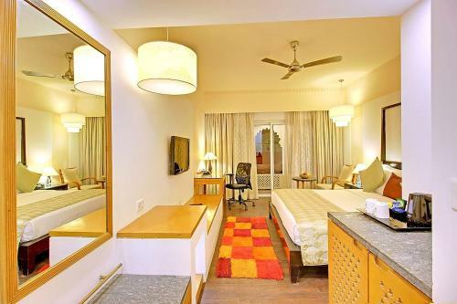 Hotel Holiday Village Resort