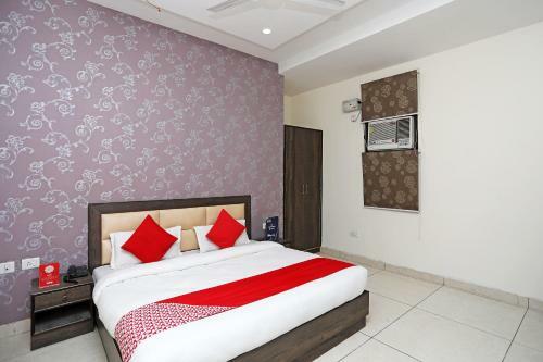 Oyo 28017 Hotel Olive