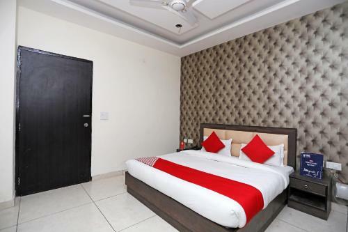 Oyo 28017 Hotel Olive