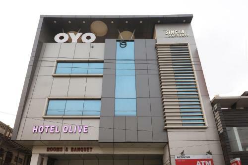 Oyo 28017 Hotel Olive