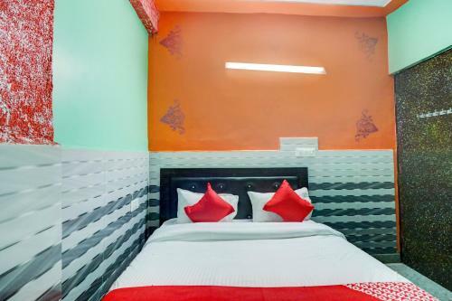 Oyo 77324 Hotel Shubham