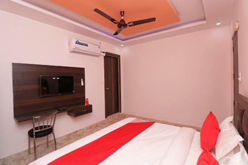 Oyo 39592 Hotel Akashdeep