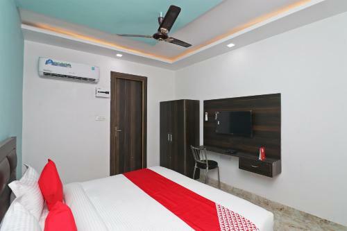 Oyo 39592 Hotel Akashdeep
