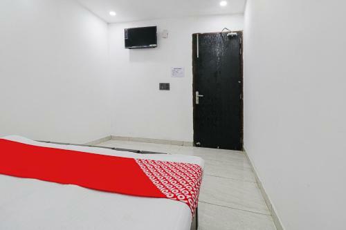 Oyo 86224 Hotel Grand
