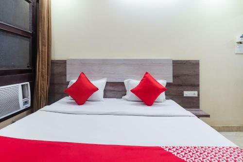 Oyo 68039 Hotel Kavya