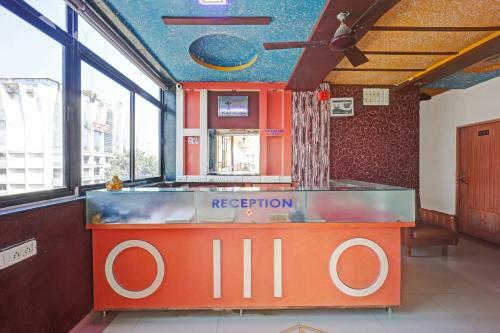 Oyo Flagship 85627 Hotel Radhe