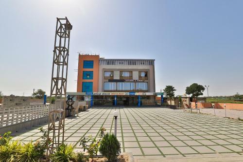 Oyo 35982 Hotel Blue Rock