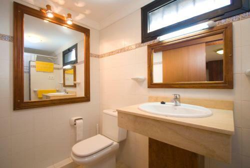 4 Bedroom Villa Saturn With Private Heated Pool